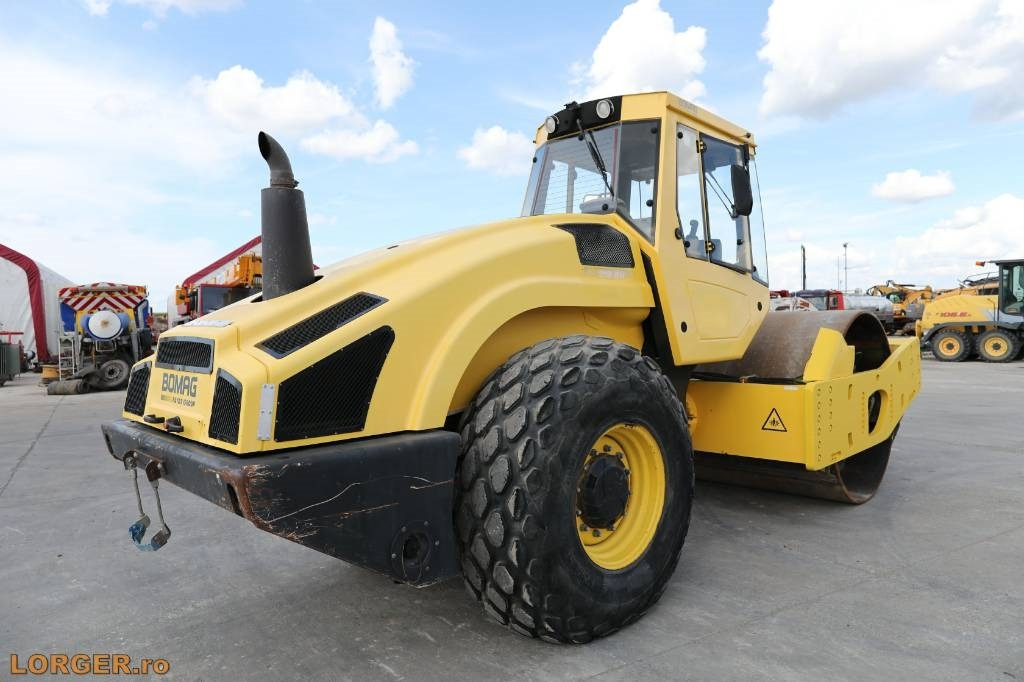 Bomag BW 219 D H-4 - Compactador: foto 3 Bomag BW 219 D H-4 - Compactador: foto 3