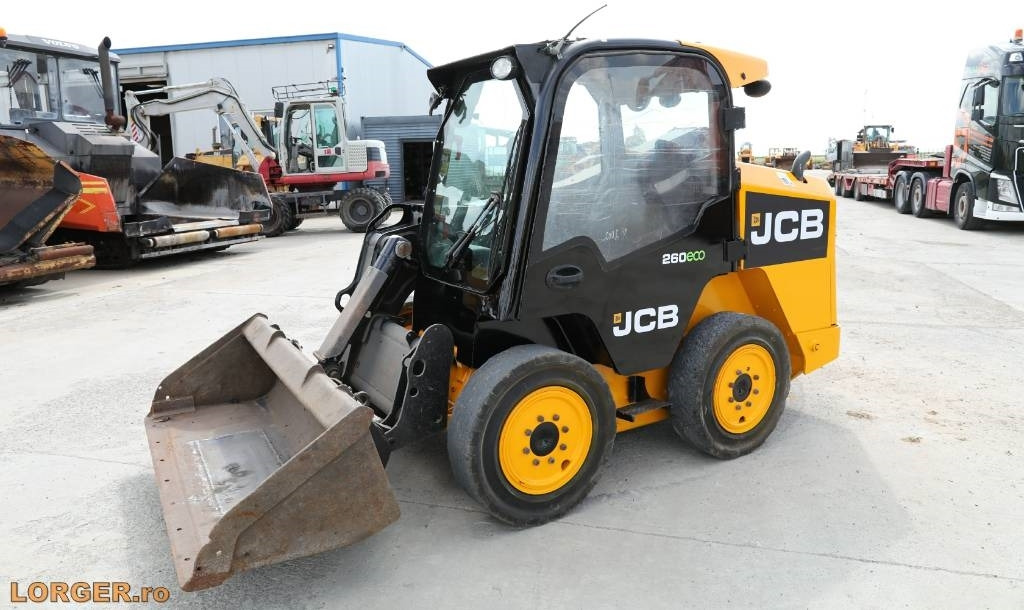 JCB 260 ECO - Mini pá carregadora: foto 4 JCB 260 ECO - Mini pá carregadora: foto 4