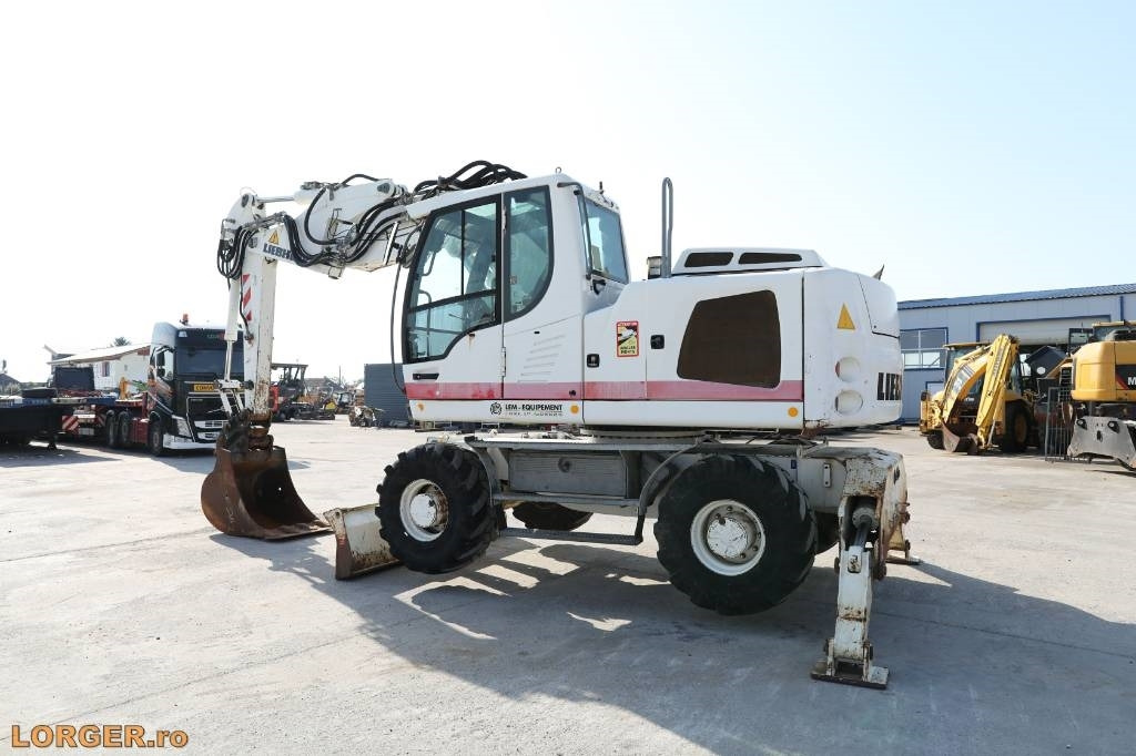Liebherr A 914 - Escavadeira de rodas: foto 3 Liebherr A 914 - Escavadeira de rodas: foto 3