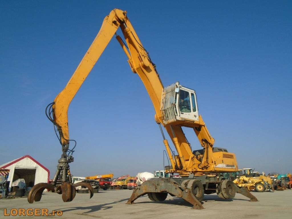 Liebherr A 934 B  - Manipulador de material: foto 1 Liebherr A 934 B  - Manipulador de material: foto 1