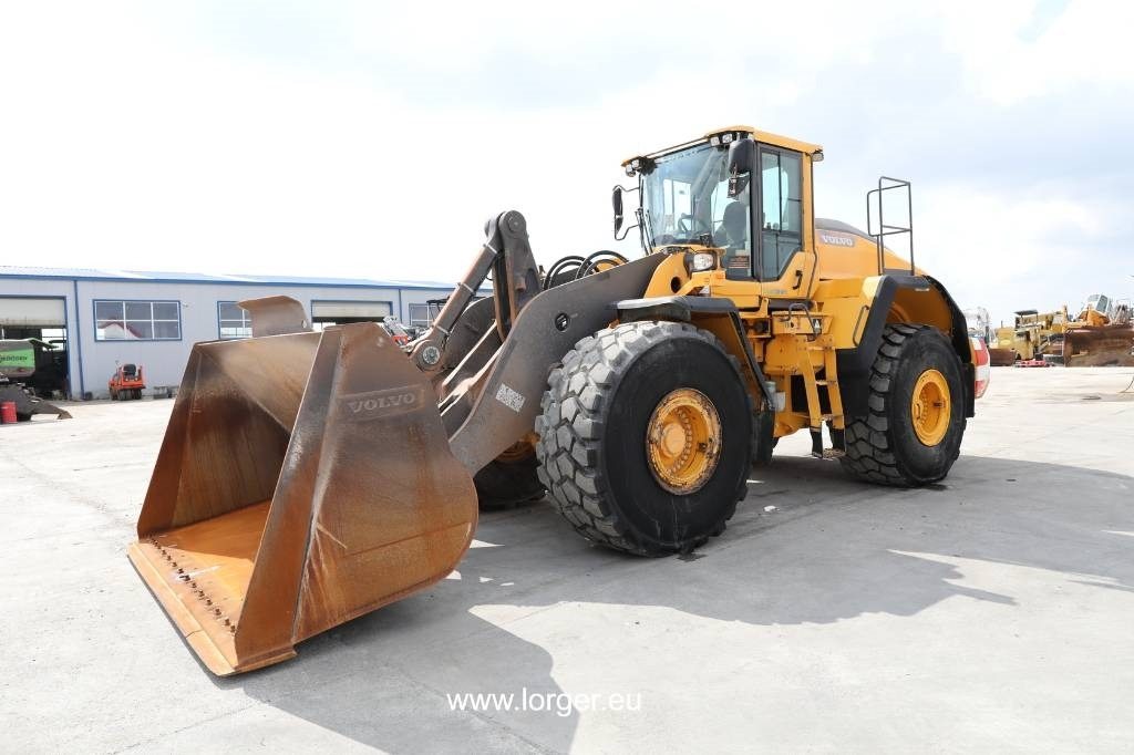 Pá carregadora de rodas Volvo L 220 H: foto 7