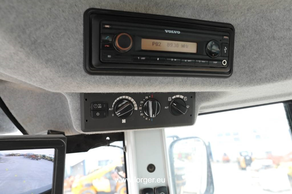 Pá carregadora de rodas Volvo L 220 H: foto 21