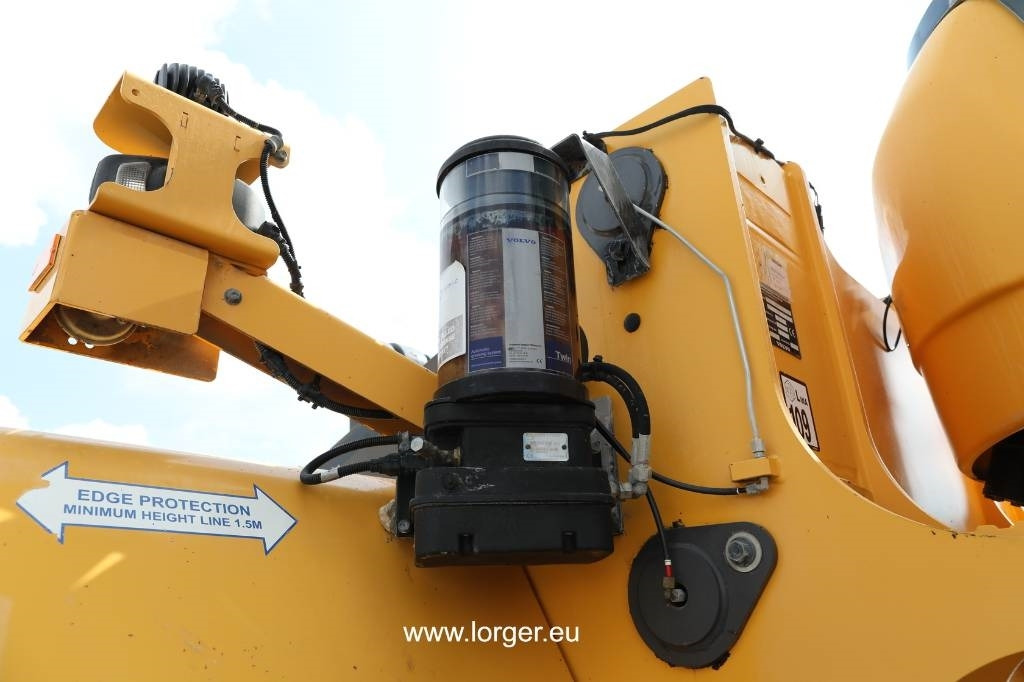 Pá carregadora de rodas Volvo L 220 H: foto 15