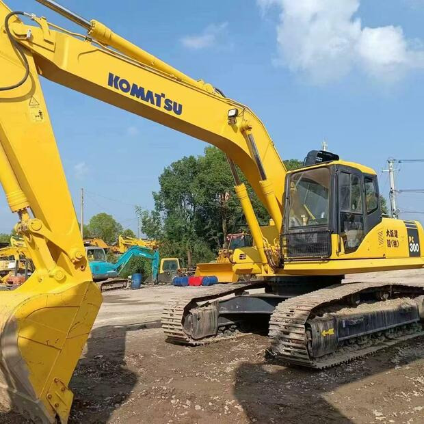 2021 Komatsu PC300-8 - Escavadora de rastos: foto 2 2021 Komatsu PC300-8 - Escavadora de rastos: foto 2