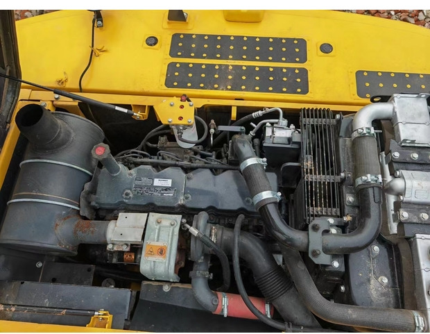 2022 Komatsu PC220-8 - Escavadora de rastos: foto 5 2022 Komatsu PC220-8 - Escavadora de rastos: foto 5