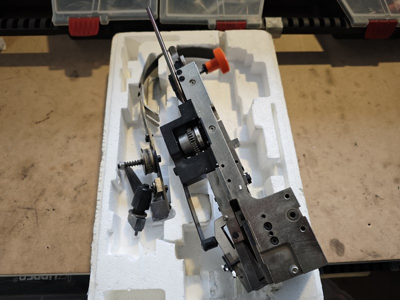 Hohner stitching head 52/8 - Máquina de impressão: foto 1 Hohner stitching head 52/8 - Máquina de impressão: foto 1