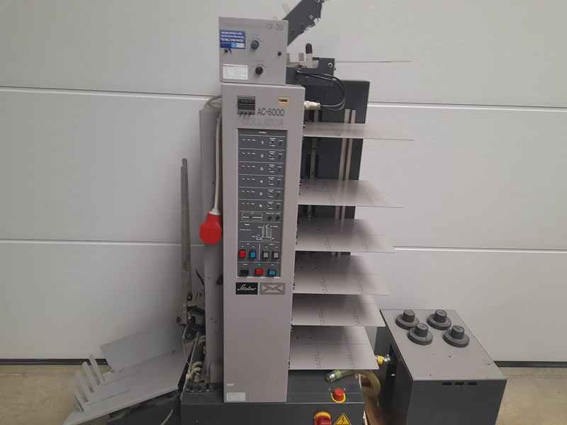 Horizon AC-6000 | collator | 6 stations | 1992 - Máquina de impressão: foto 2 Horizon AC-6000 | collator | 6 stations | 1992 - Máquina de impressão: foto 2
