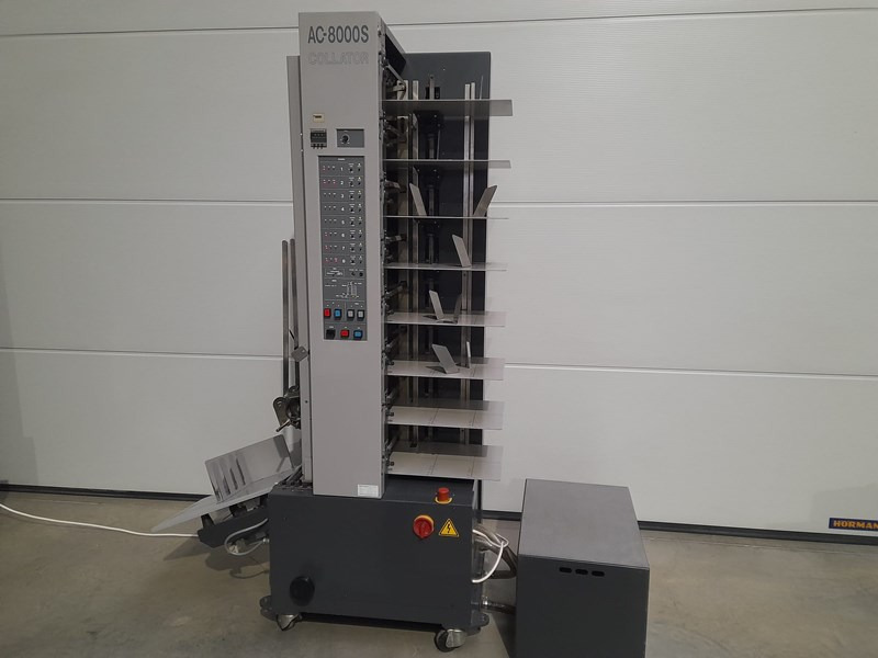 Horizon AC-8000 S | collator | 8 stations | 1992 - Máquina de impressão: foto 1 Horizon AC-8000 S | collator | 8 stations | 1992 - Máquina de impressão: foto 1
