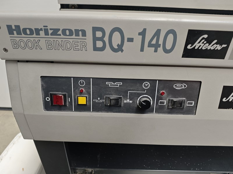 Horizon BQ-140 - Encadernadora: foto 2 Horizon BQ-140 - Encadernadora: foto 2