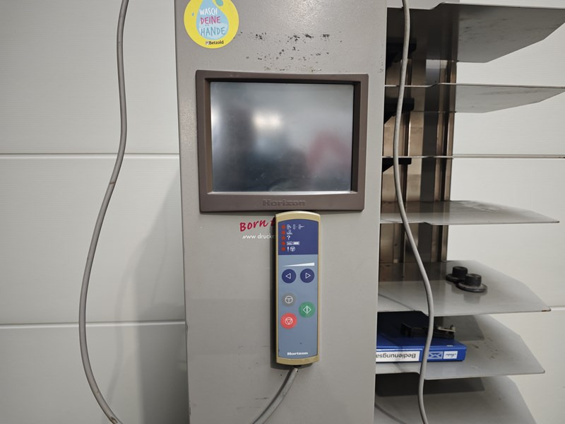 Horizon VAC 100a | 1998 - Máquina de impressão: foto 4 Horizon VAC 100a | 1998 - Máquina de impressão: foto 4