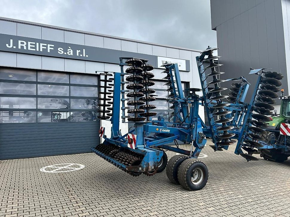 J.Reiff Sarl
Herr Stefan Neukirch - 77 Z.I in den - Grades de discos: foto 3 J.Reiff Sarl
Herr Stefan Neukirch - 77 Z.I in den - Grades de discos: foto 3