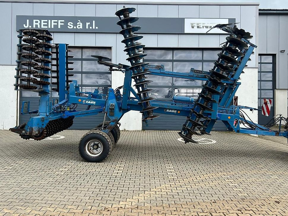 J.Reiff Sarl
Herr Stefan Neukirch - 77 Z.I in den - Grades de discos: foto 1 J.Reiff Sarl
Herr Stefan Neukirch - 77 Z.I in den - Grades de discos: foto 1