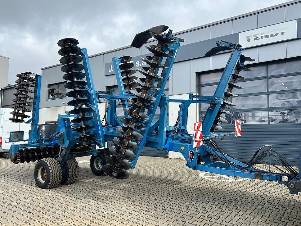 J.Reiff Sarl
Herr Stefan Neukirch - 77 Z.I in den - Grades de discos: foto 2 J.Reiff Sarl
Herr Stefan Neukirch - 77 Z.I in den - Grades de discos: foto 2