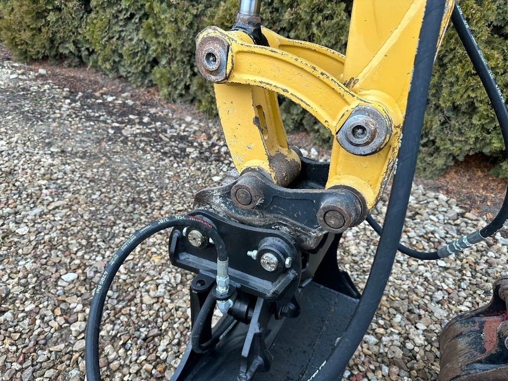 Mini escavadeira CAT 302.7 D CR: foto 17