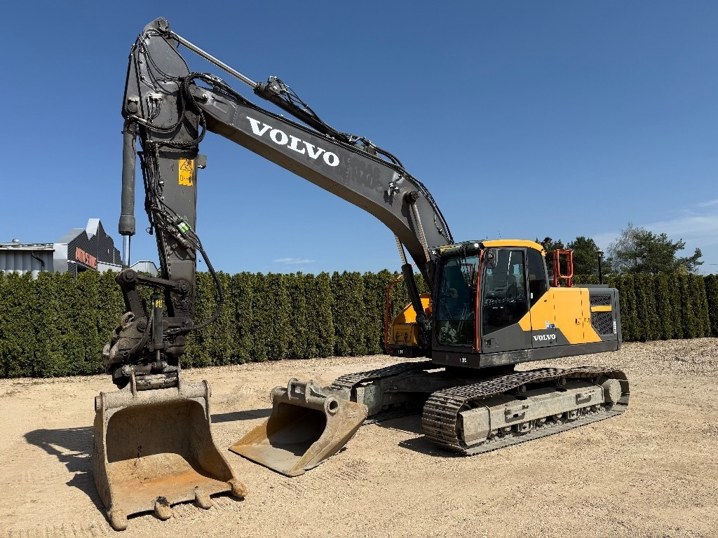 Volvo EC 220 EL - Escavadora de rastos: foto 1 Volvo EC 220 EL - Escavadora de rastos: foto 1