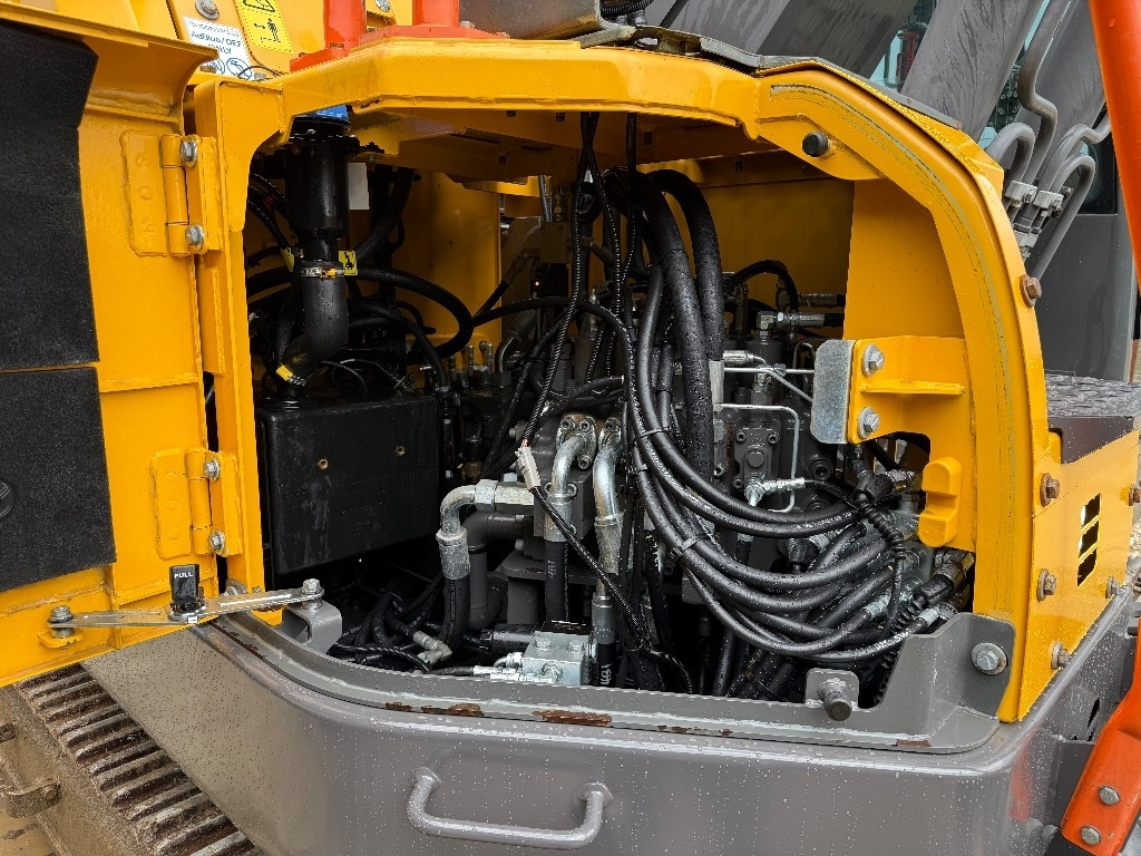 Escavadora de rastos Volvo ECR 235 EL: foto 23