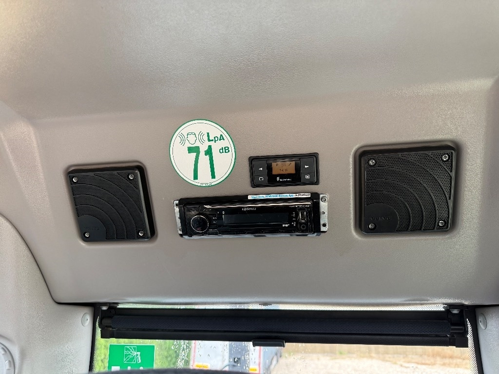 Escavadora de rastos Volvo ECR 235 EL: foto 36