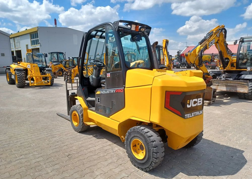 JCB TLT 35-26D - Empilhador telescópico, Empilhadeira: foto 4 JCB TLT 35-26D - Empilhador telescópico, Empilhadeira: foto 4