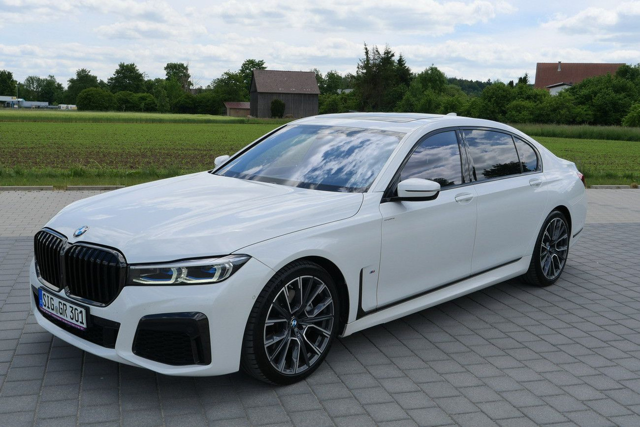 BMW 730Ld XDRIVE /VOLL/REAR ENTERT. /LANGSTRECKE 48V - Sedan: foto 2 BMW 730Ld XDRIVE /VOLL/REAR ENTERT. /LANGSTRECKE 48V - Sedan: foto 2
