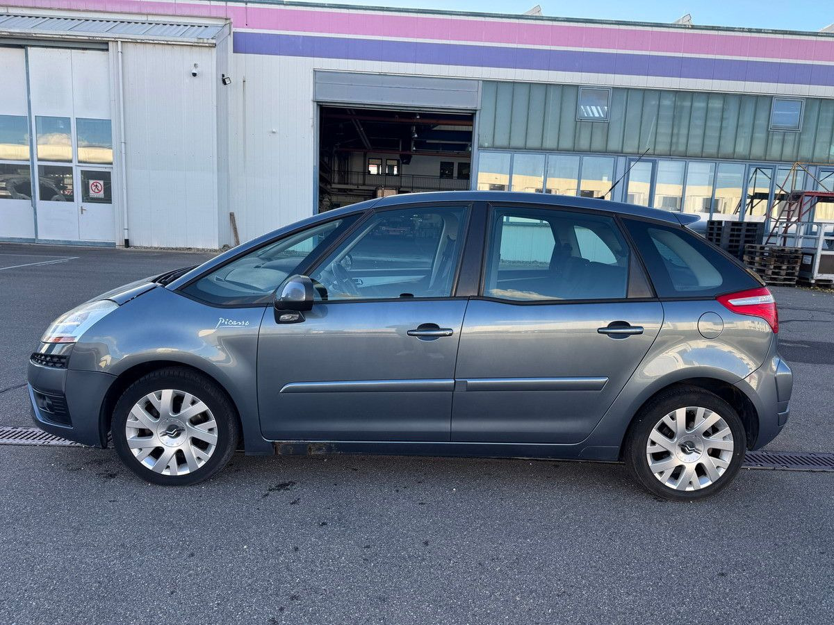 Citroën C4 Picasso DIESEL HDI 1,6 EURO 4 !!!!!!!!!!!!!!! - Furgão de passageiros: foto 4 Citroën C4 Picasso DIESEL HDI 1,6 EURO 4 !!!!!!!!!!!!!!! - Furgão de passageiros: foto 4