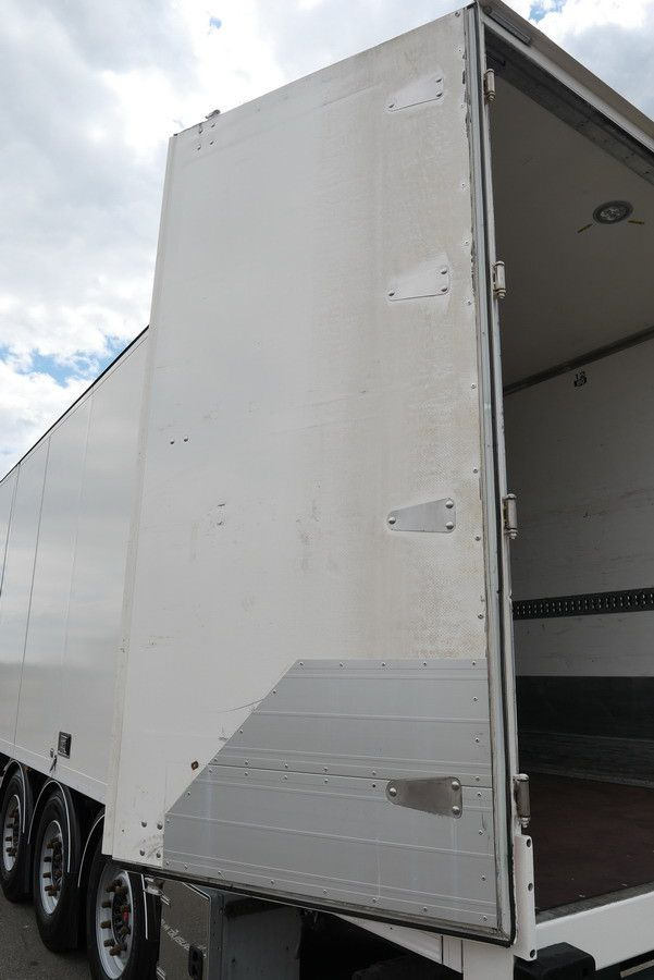 Semi-reboque furgão EKERI T3-A /SEITLICHE TÜREN /FALTWAND 2700 mm: foto 22