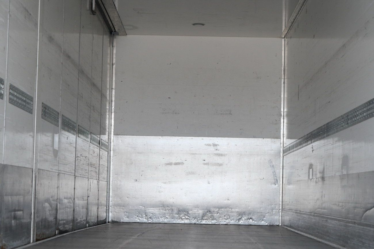 Semi-reboque furgão EKERI T3-A /SEITLICHE TÜREN /FALTWAND 2700 mm: foto 24