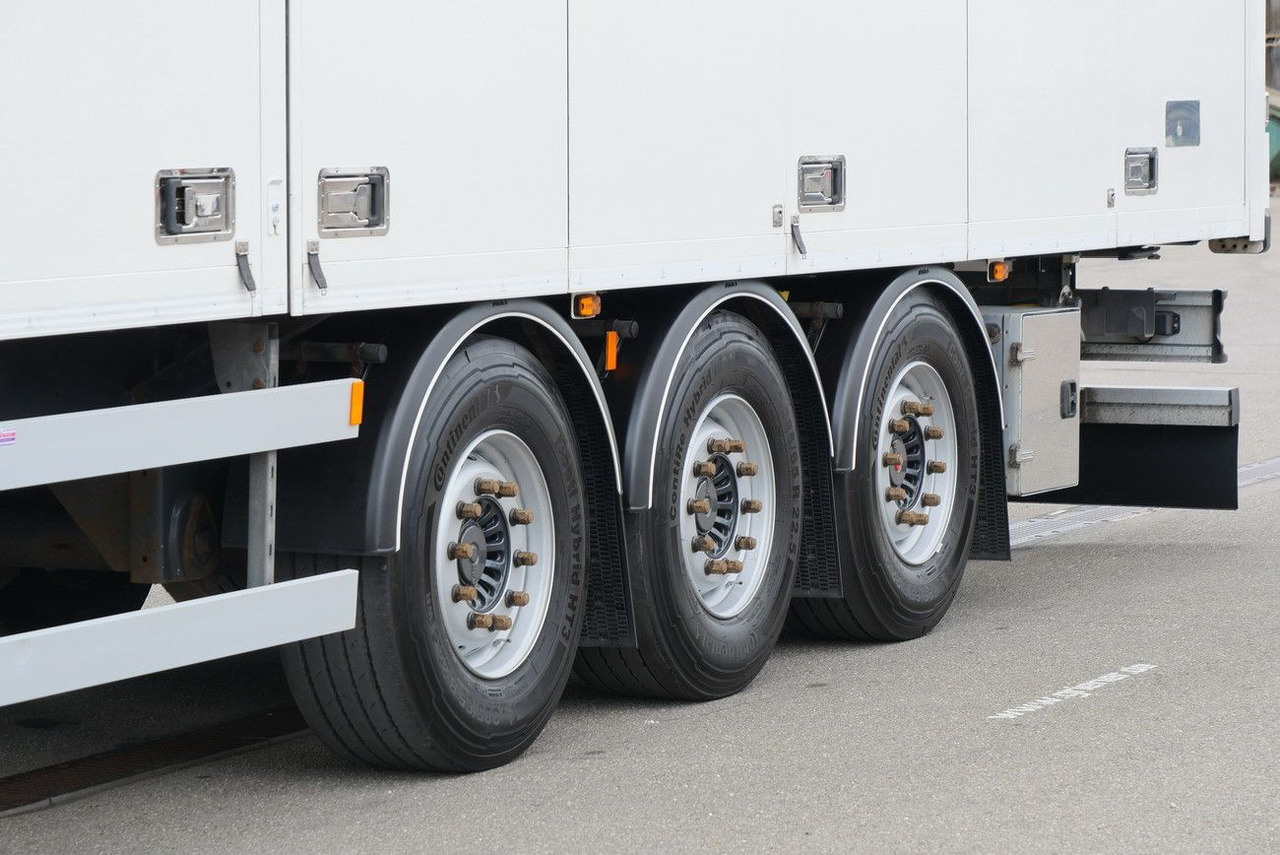 Semi-reboque furgão EKERI T3-A /SEITLICHE TÜREN /FALTWAND 2700 mm: foto 7