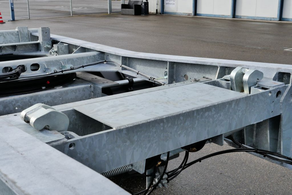 Reboque ampliroll/ Multibenne novo Web-Trailer ARA 18/ DIN 30722 / 5000 - 7000 mm/19,5 VERZINKT Web-Trailer ARA 18/ DIN 30722 / 5000 - 7000 mm/19,5 VERZINKT: foto 27 Reboque ampliroll/ Multibenne novo Web-Trailer ARA 18/ DIN 30722 / 5000 - 7000 mm/19,5 VERZINKT Web-Trailer ARA 18/ DIN 30722 / 5000 - 7000 mm/19,5 VERZINKT: foto 27