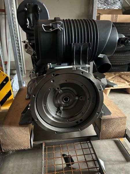 Yanmar 3TNV76 18,2kW @ 3200 U/min-1 - Motor por Máquina de construção: foto 4 Yanmar 3TNV76 18,2kW @ 3200 U/min-1 - Motor por Máquina de construção: foto 4