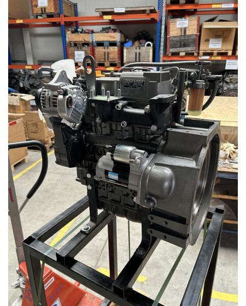 Yanmar Yanmar Motor 3TNV70 - Motor por Máquina de construção: foto 4 Yanmar Yanmar Motor 3TNV70 - Motor por Máquina de construção: foto 4