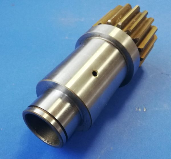 010430A Bobcat 325 Schwenkmotorwelle - Motor de giro por Máquina de construção: foto 1 010430A Bobcat 325 Schwenkmotorwelle - Motor de giro por Máquina de construção: foto 1