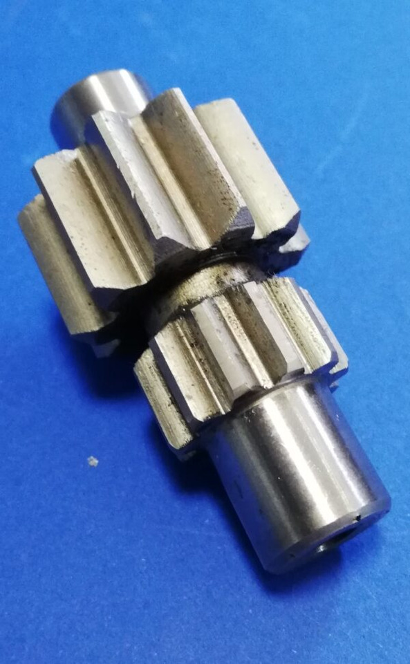 010520A Cat 302.5 Hydraulische Schwenkmotorwelle - Motor de giro por Máquina de construção: foto 4 010520A Cat 302.5 Hydraulische Schwenkmotorwelle - Motor de giro por Máquina de construção: foto 4