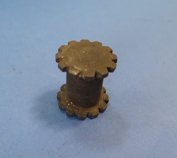 030050A Wałek silnika jazdy Yanmar YB101, YB121, B12, B14 (z silnika hydraulicznego) - Motor hidráulico por Máquina de construção: foto 1 030050A Wałek silnika jazdy Yanmar YB101, YB121, B12, B14 (z silnika hydraulicznego) - Motor hidráulico por Máquina de construção: foto 1