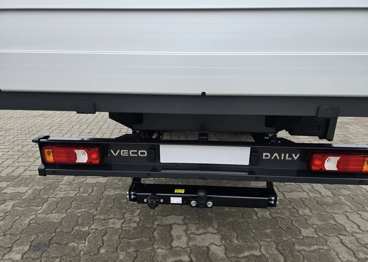Iveco Daily 50C18 Pritsche 6.1 m - Carrinha de caixa aberta: foto 5 Iveco Daily 50C18 Pritsche 6.1 m - Carrinha de caixa aberta: foto 5