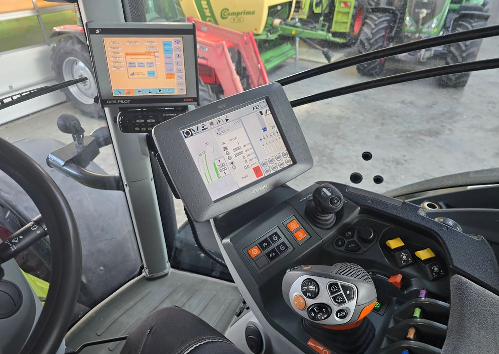 Trator Claas Axion 940: foto 6