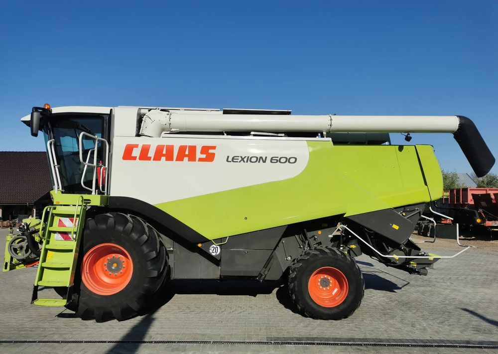 Claas Lexion 600 - Ceifeira debulhadora: foto 2 Claas Lexion 600 - Ceifeira debulhadora: foto 2
