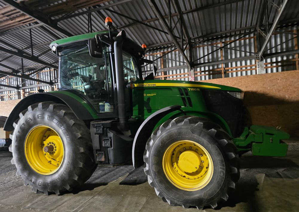 John Deere 7250R - Trator: foto 3 John Deere 7250R - Trator: foto 3