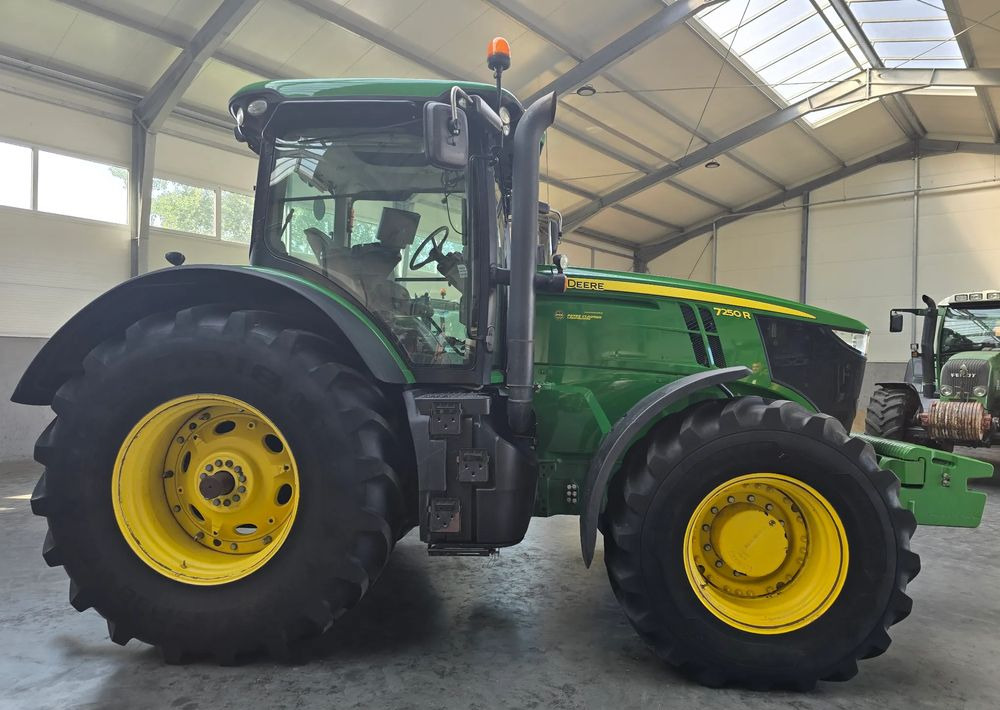 John Deere 7250R - Trator: foto 4 John Deere 7250R - Trator: foto 4