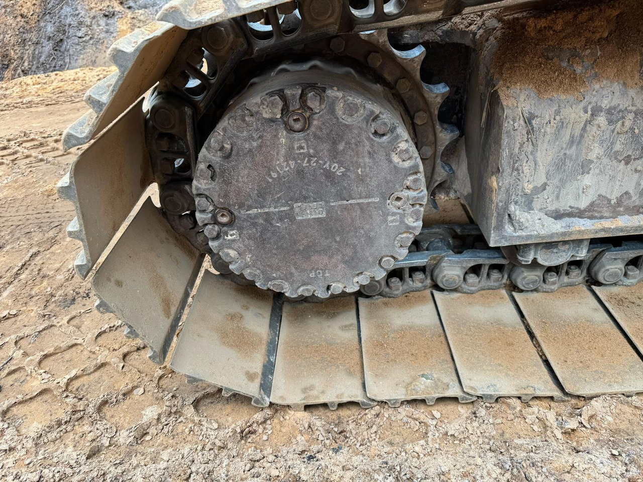 KOMATSU PC210LC-11 - Escavadora de rastos: foto 4 KOMATSU PC210LC-11 - Escavadora de rastos: foto 4