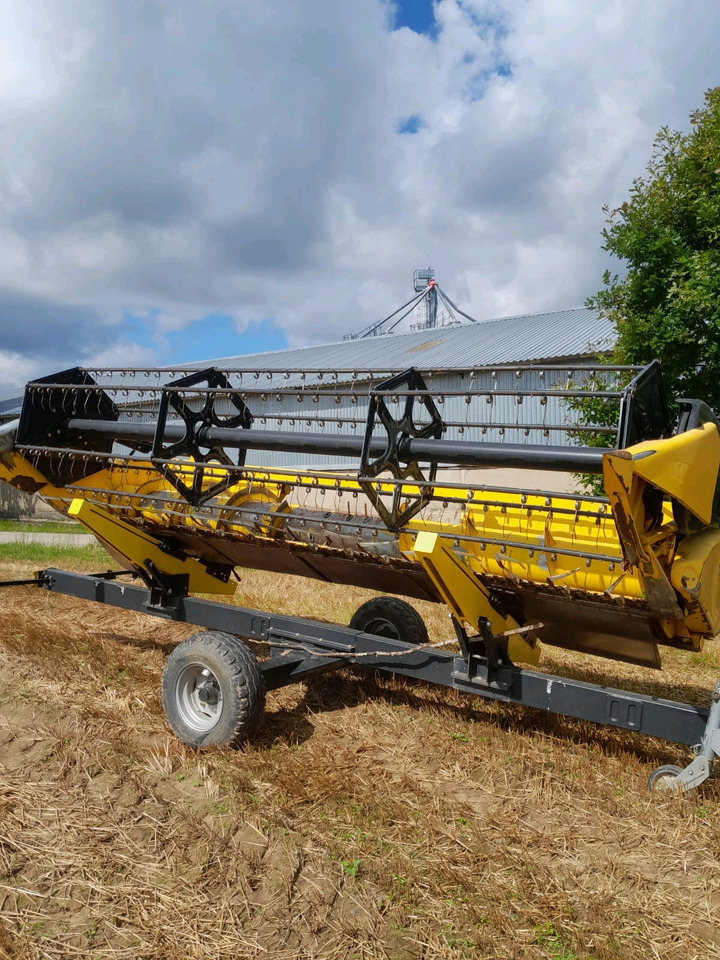 Leasing de New Holland TC5070 New Holland TC5070: foto 16