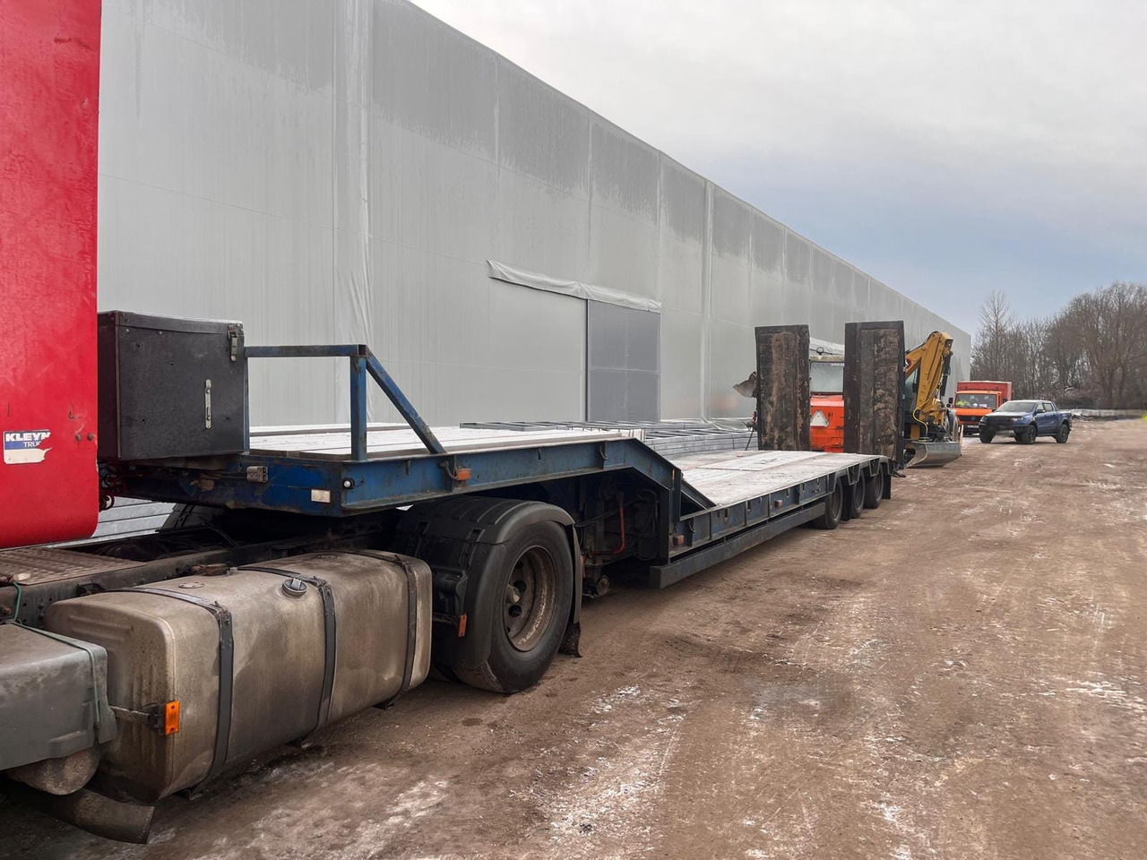 SCANIA R124 - Camião transporte de veículos: foto 2 SCANIA R124 - Camião transporte de veículos: foto 2