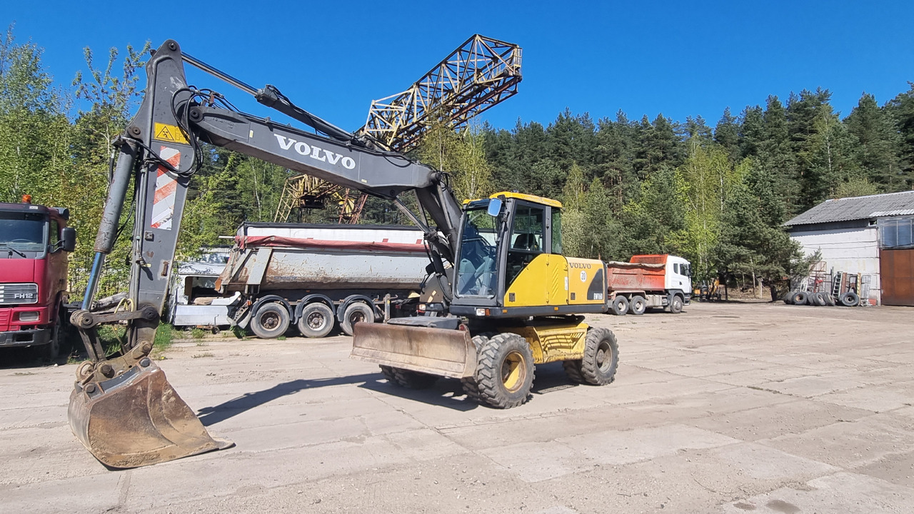 Volvo EW160 - Escavadeira de rodas: foto 1 Volvo EW160 - Escavadeira de rodas: foto 1