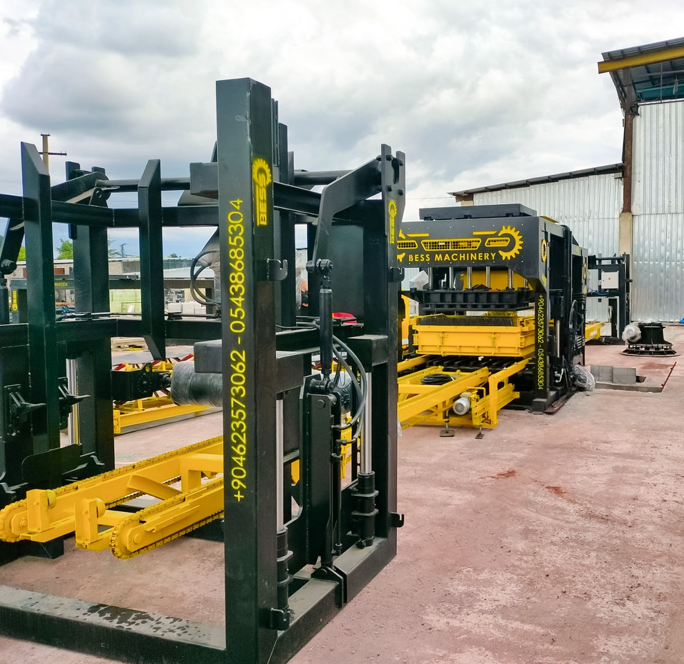 Bess Machine PRS-1200 | Automatic Concrete Block Machine - Máquina de fazer bloco: foto 4 Bess Machine PRS-1200 | Automatic Concrete Block Machine - Máquina de fazer bloco: foto 4