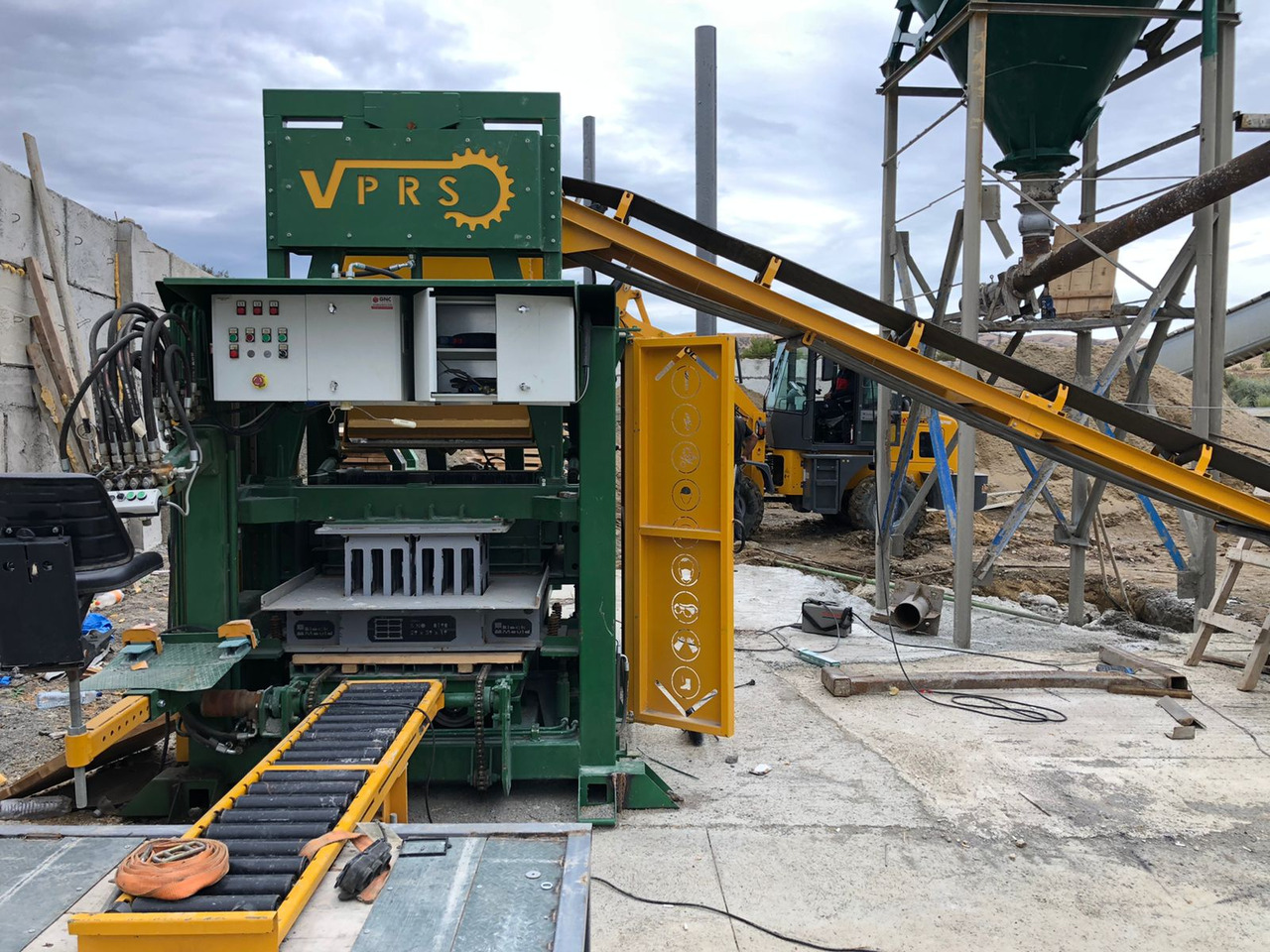 Economic Concrete Block Machine - Máquina de fazer bloco: foto 1 Economic Concrete Block Machine - Máquina de fazer bloco: foto 1