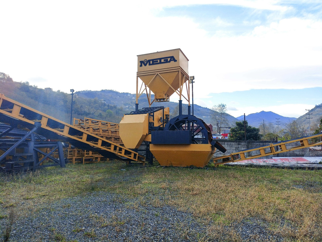MEGA Crushing and Screening Plant | Ready in Stock - Britador: foto 5 MEGA Crushing and Screening Plant | Ready in Stock - Britador: foto 5