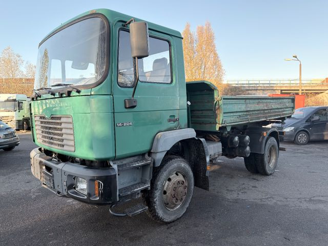 MAN 14.244 Kipper 4x4 - Camião basculante: foto 3 MAN 14.244 Kipper 4x4 - Camião basculante: foto 3