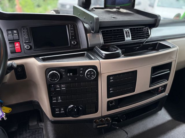 MAN TGM 15.290 Klima Temopmat Lbw - Camião de lona: foto 5 MAN TGM 15.290 Klima Temopmat Lbw - Camião de lona: foto 5