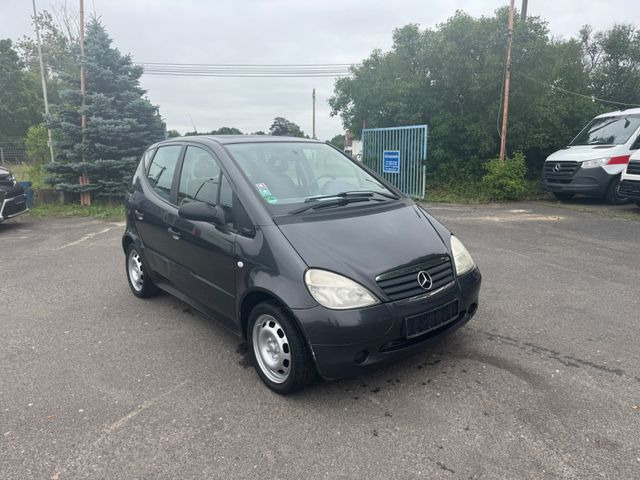 Mercedes-Benz A 160 A -Klasse A 160 - Automóvel: foto 2 Mercedes-Benz A 160 A -Klasse A 160 - Automóvel: foto 2