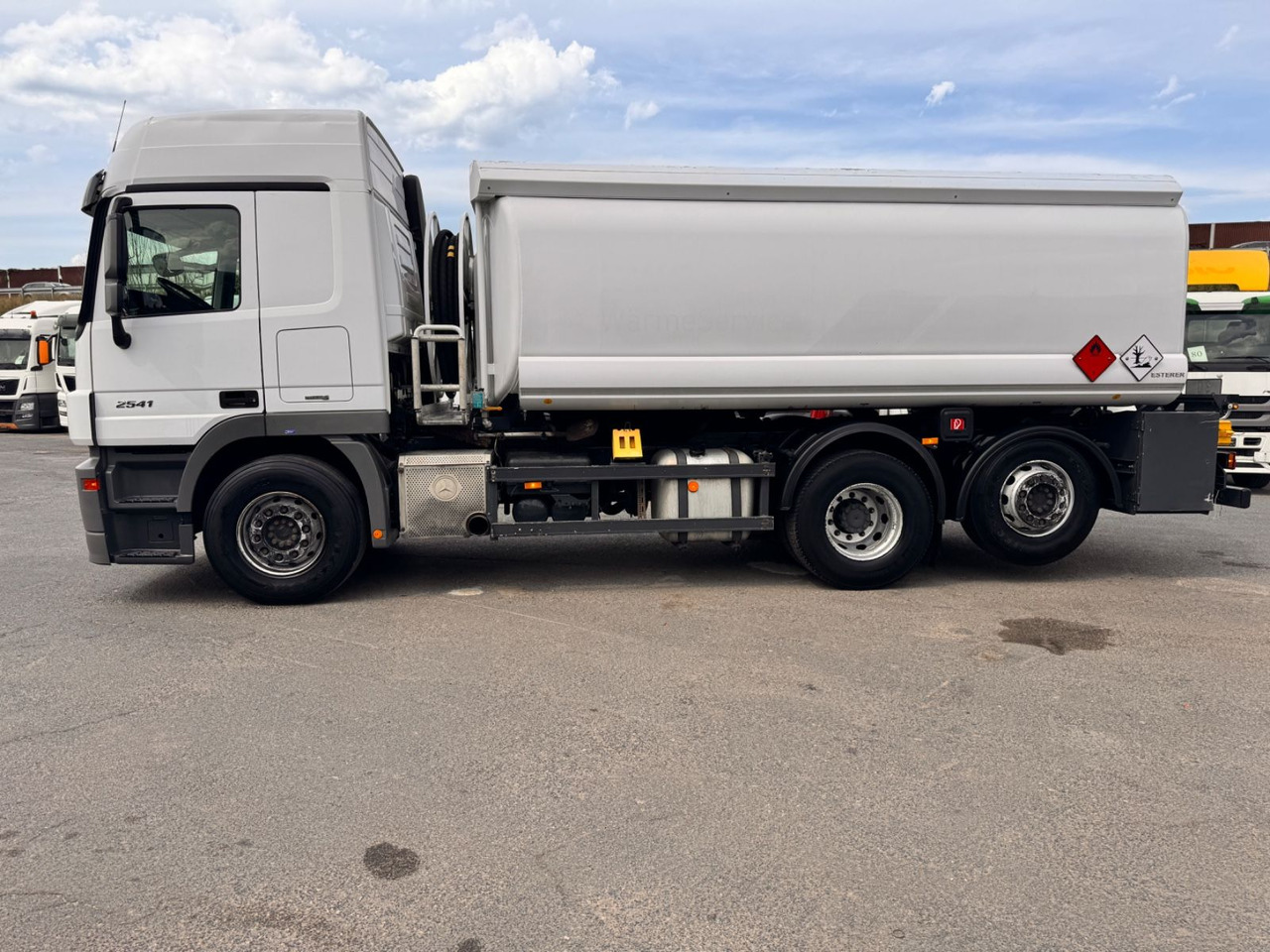 Caminhão tanque Mercedes-Benz Actros 2541 Tankwagen: foto 6