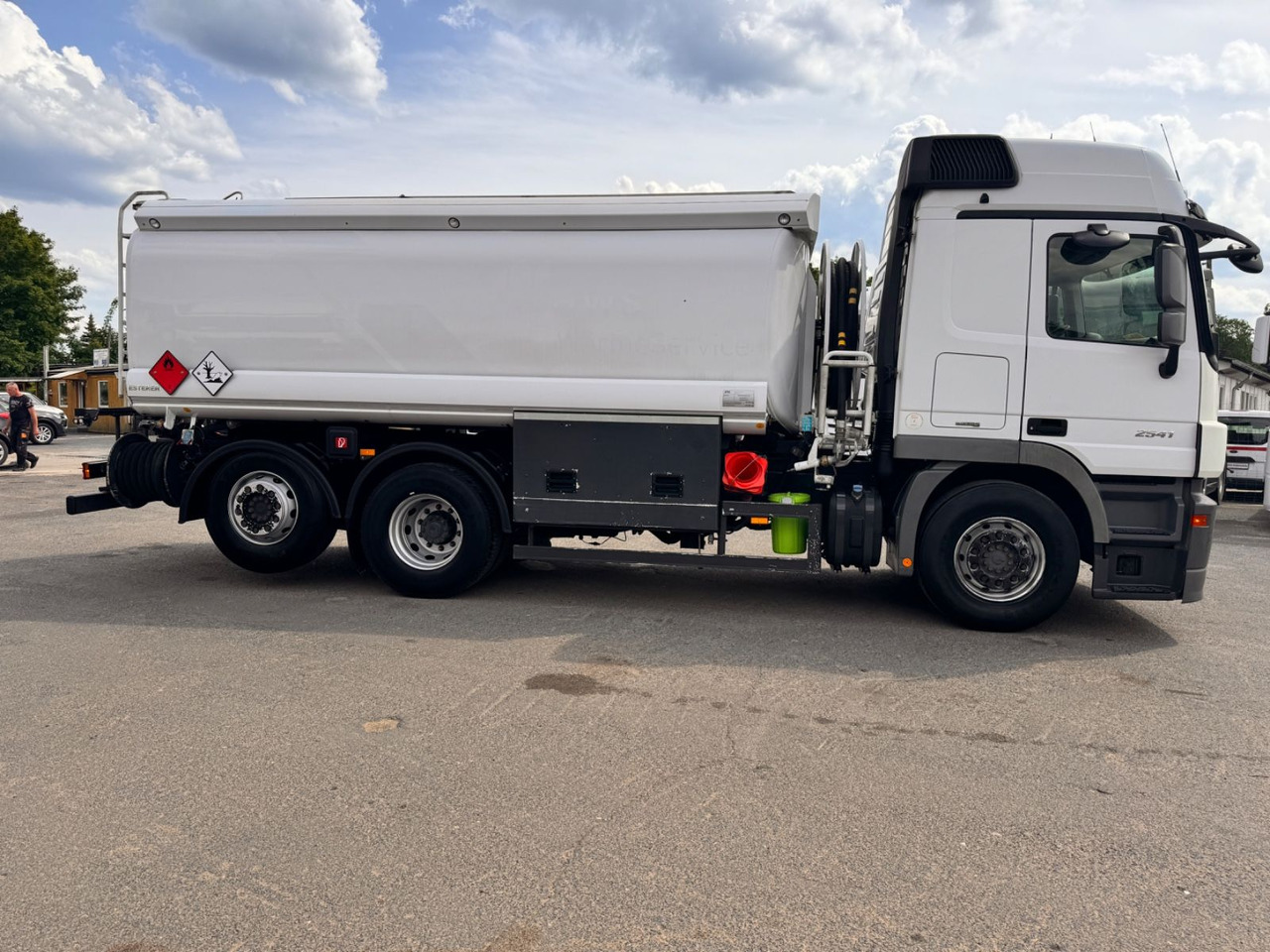 Mercedes-Benz Actros 2541 Tankwagen - Caminhão tanque: foto 5 Mercedes-Benz Actros 2541 Tankwagen - Caminhão tanque: foto 5